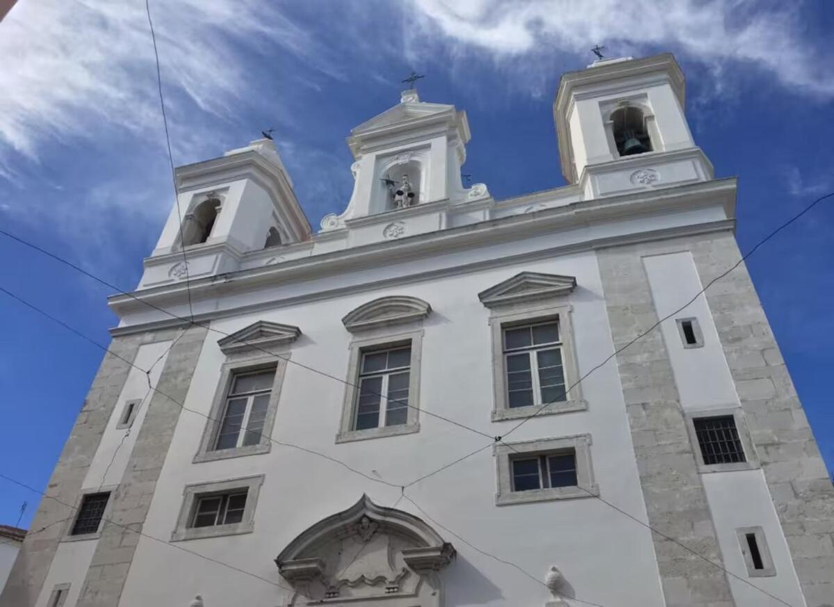 Alfama Typical By Hosty Lissabon
